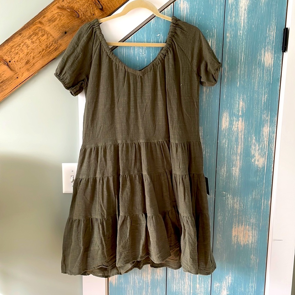 Lulu’s Olive green off the shoulder dress size small